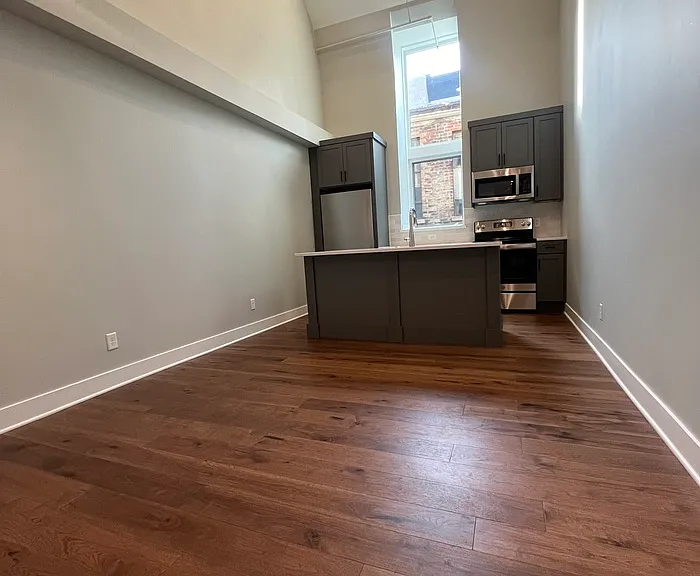 810 Plum St #2 — Photo 4