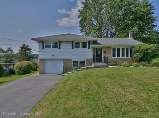 135 Parkwood Ave, Clarks Summit, PA