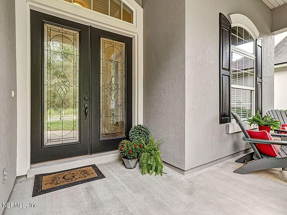 3rd image of 112 STAPLEHURST Drive