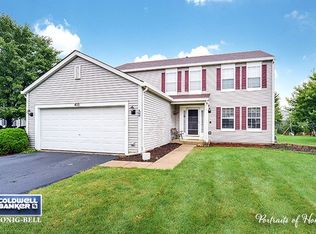 410 Terrace Ln, Oswego, IL 60543