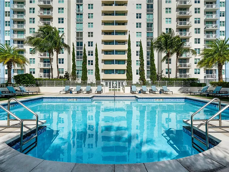3000 Coral Way #511 — Photo 25