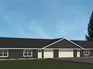 E East 9th St, Starbuck, MN 56381