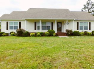 109 Jays Rd, Farmville, VA 23901