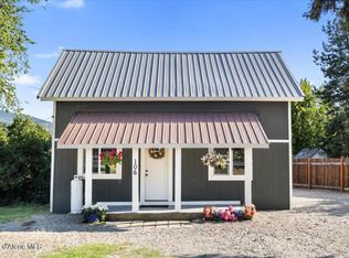 106 Mason Rd, Blanchard, ID 83804