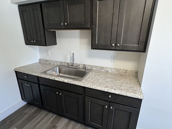 2nd image of 135 N Hamilton Ave #4