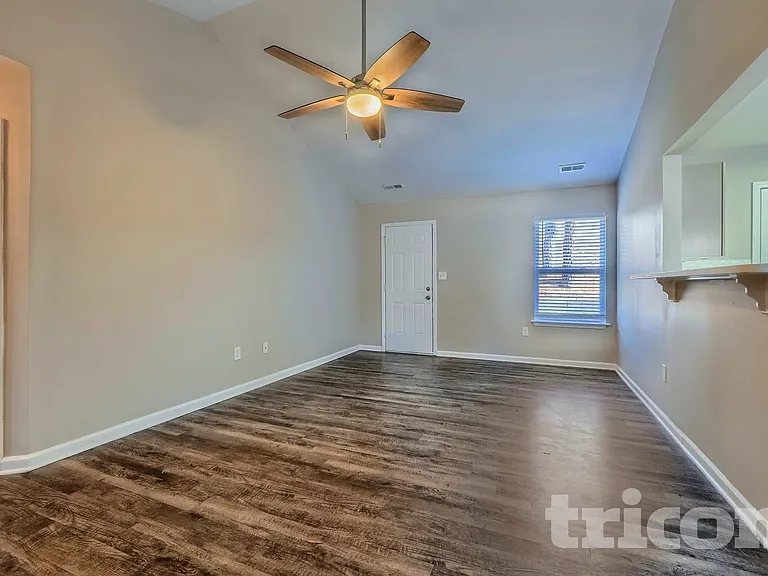 1115 Hannah Rae Ct — Photo 5