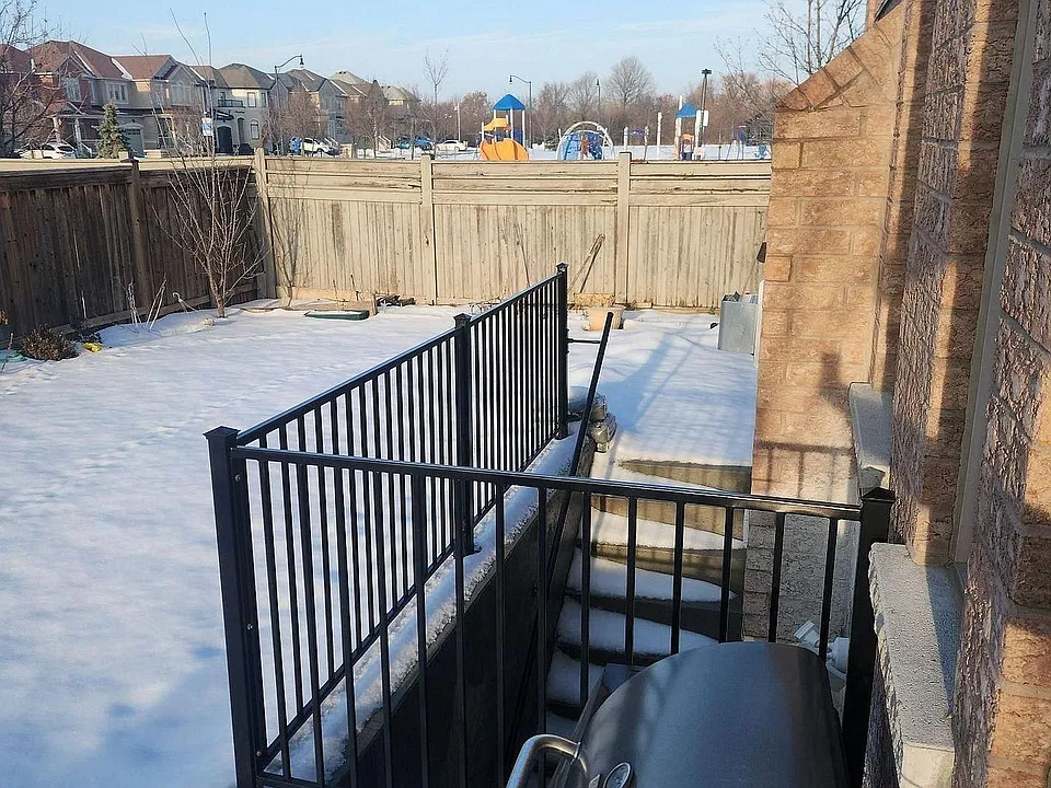34 Pinestaff Rd
