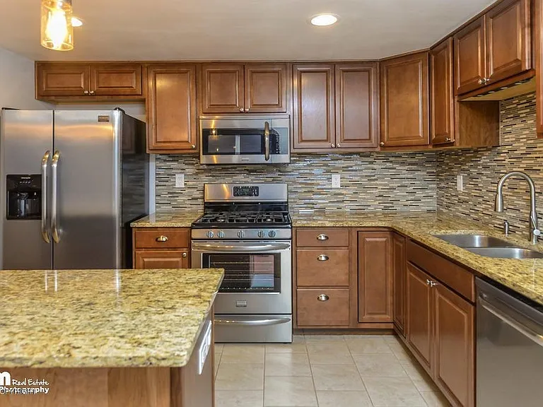 21615 Settlers Dr — Photo 6