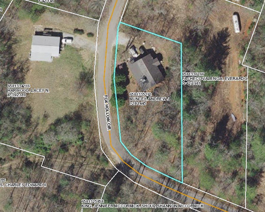 2nd image of 630 Fox Hollow Cir