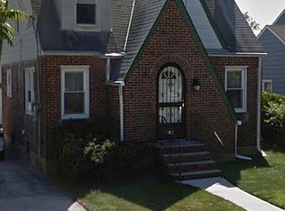 180 Crowell St, Hempstead, NY 11550