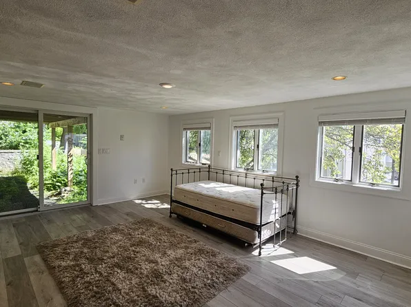 21 Hudson St #1, Watertown, MA 02472