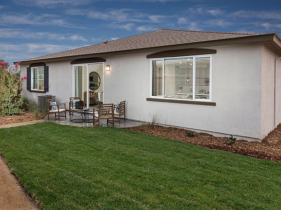 Residence 2 backyard exterior modeled at a nearby Meritage community.