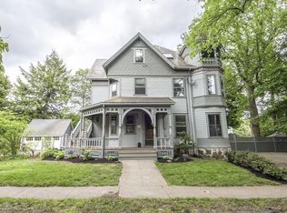 13 Oliver St, Watertown, MA 02472