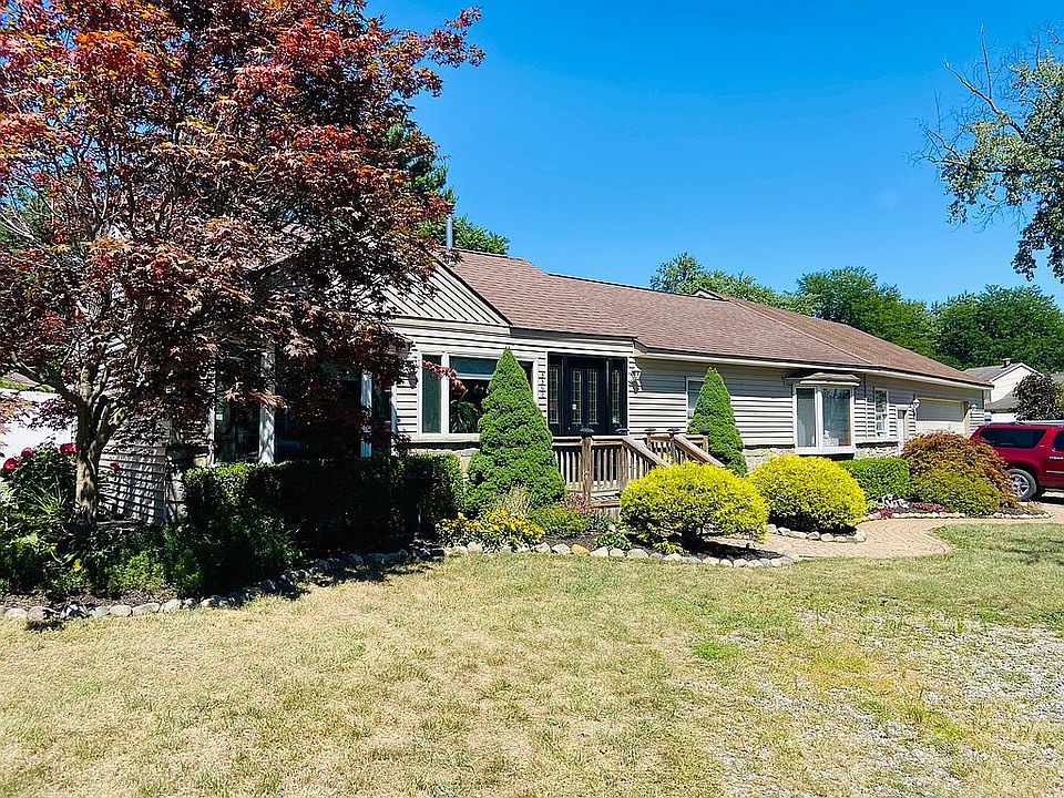 1st image of 3392 S Woodland Dr