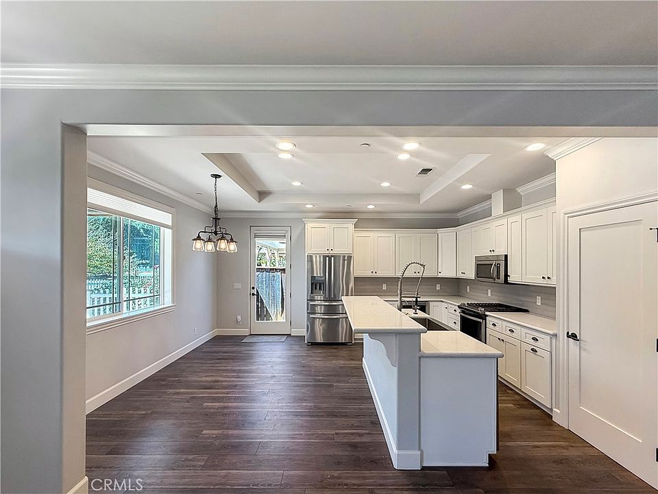 2nd image of 482 Cayucos Ave