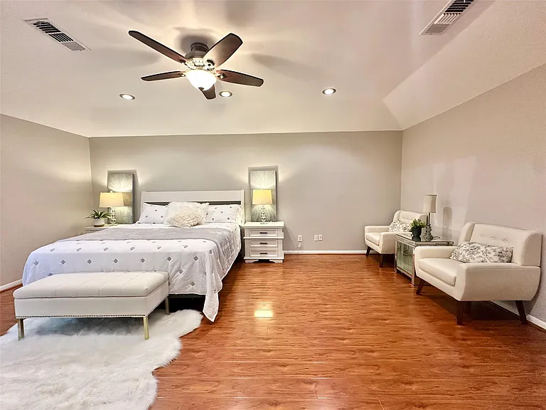 2514 Nantucket Dr #C — Photo 15
