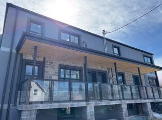 269 Madison Ave S #7, Kitchener, ON N2M3H5