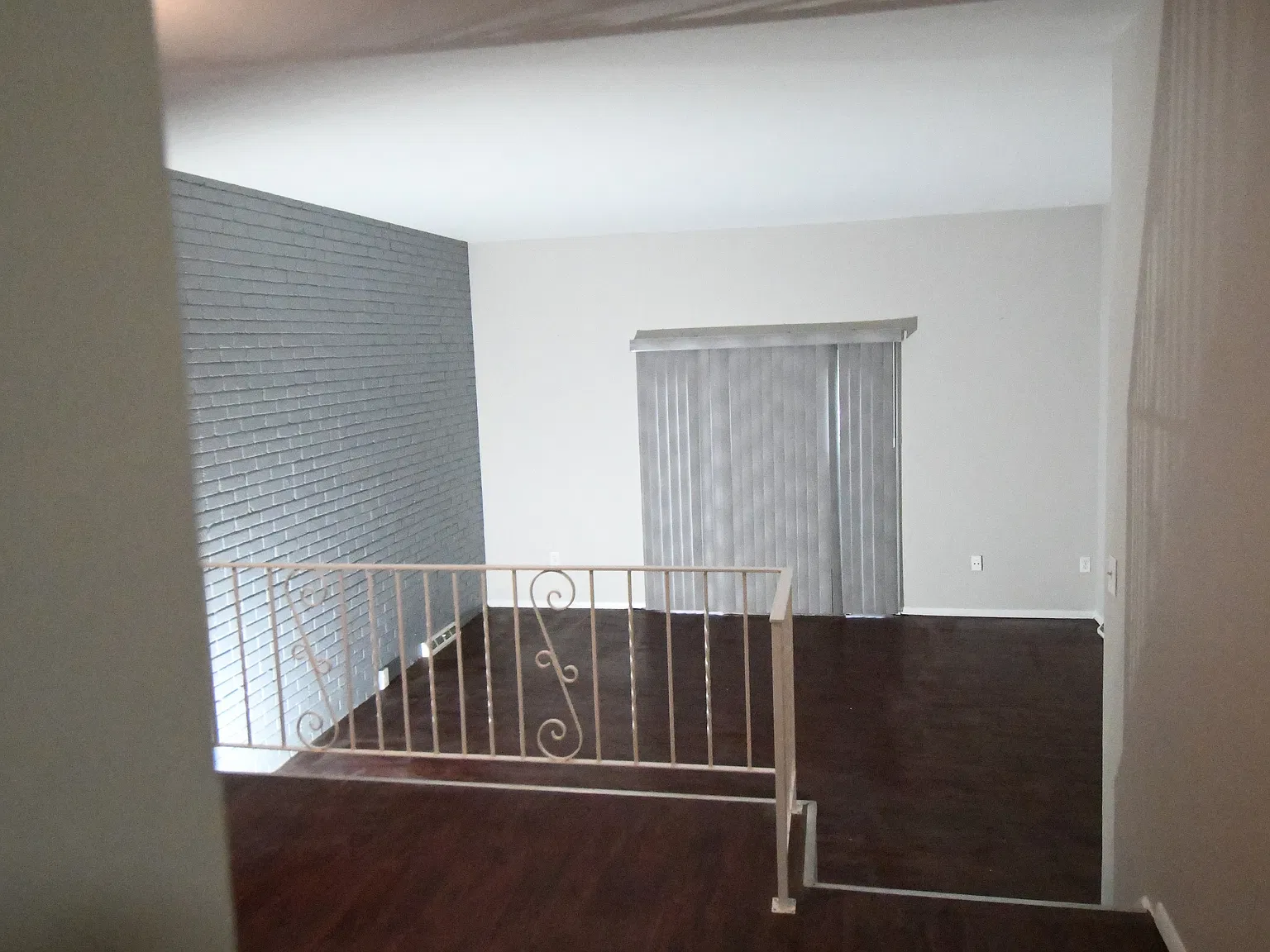 2 bed, 1.5 bath, 1040 sqft, $1,500 — Photo 2