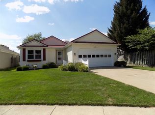 1717 Woodland Dr, Elkhart, IN 46514