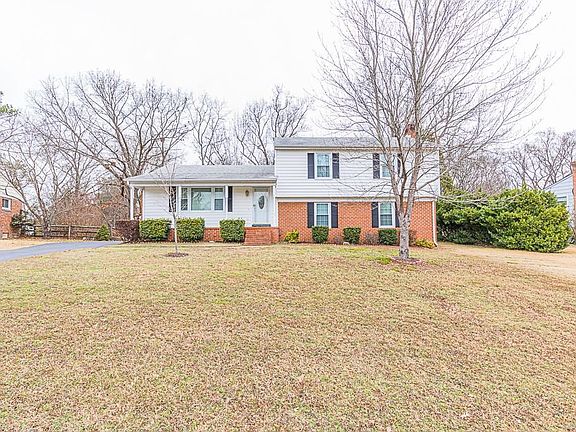 2nd image of 7194 Hunterbrook Cir