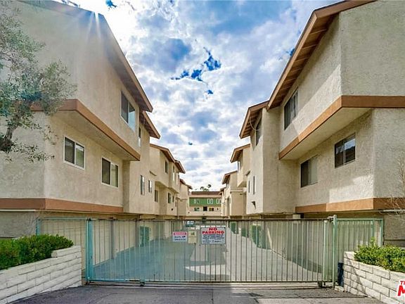 4th image of 12366 Chandler Blvd Unit D