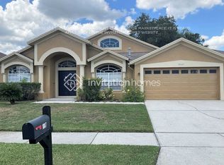 18107 Sweet Jasmine Dr, Tampa, FL 33647