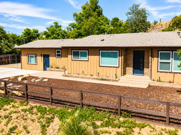 14137 Tierra Bonita Rd, Poway, CA 92064
