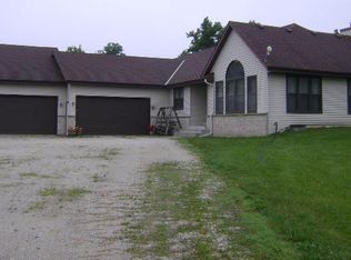 21419 N Cape St, Union Grove, WI 53182