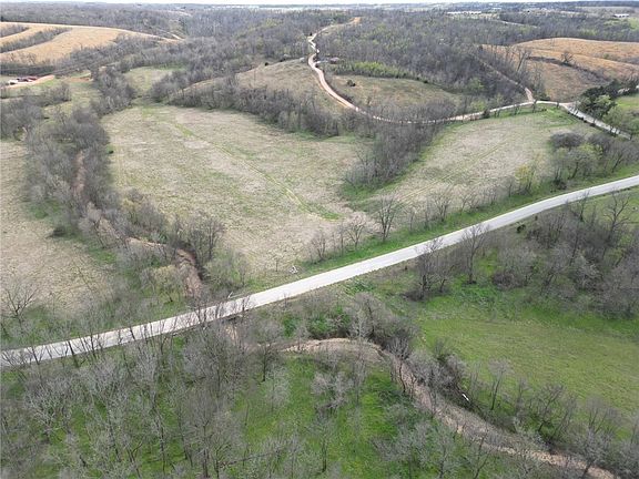 3rd image of 37 W Mountain Rd