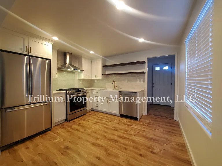 4835 N Willamette Blvd — Photo 5