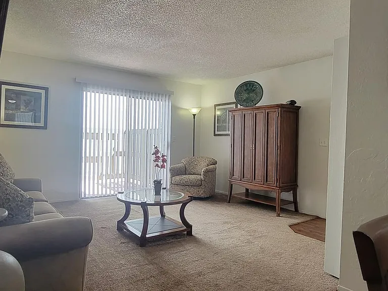 Pantano Villas Apartments — Photo 44