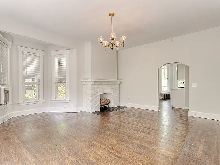 2343 Park Ave #F — Photo 3