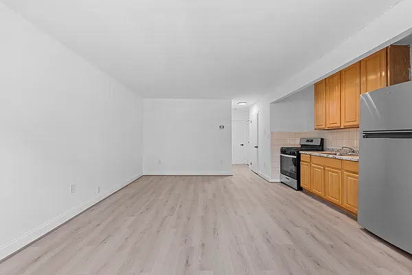 Rented by Century 21 Milestone Realty | media 13