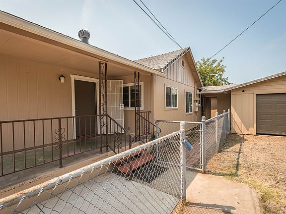 2nd image of 5812 Rupert Ave