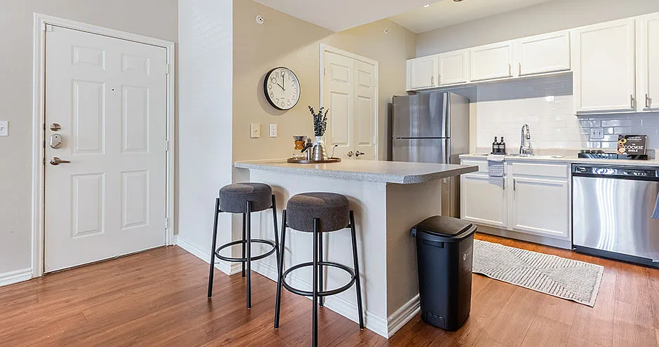 Bristol Place Apartment Homes — Photo 3