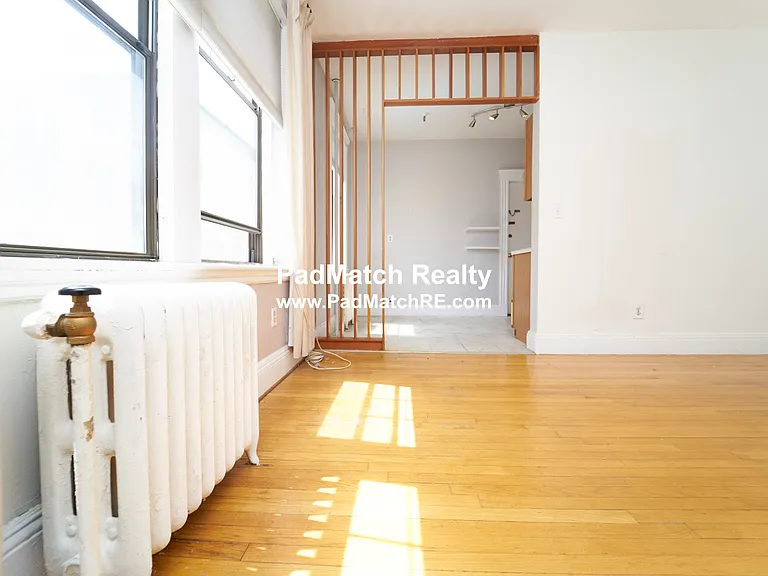 6 Sutherland Rd #34 — Photo 3