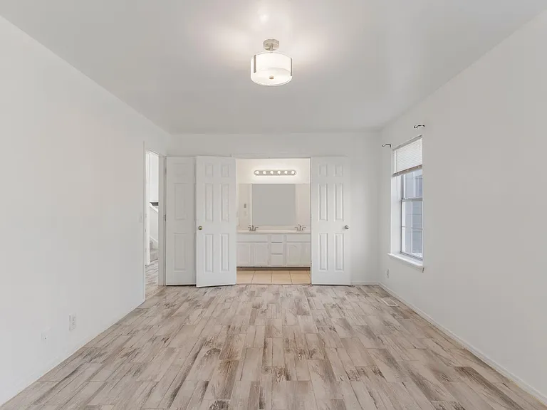524 W Quanah St — Photo 12