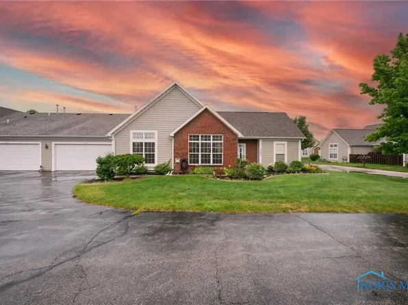 7808 Greenville Xing #3, Waterville, OH 43566