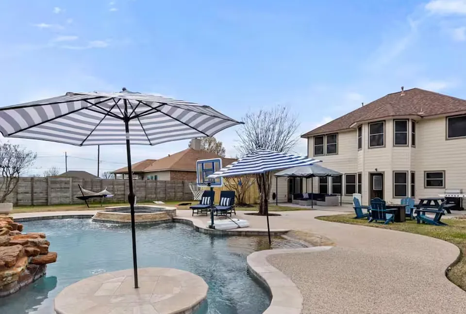 14190 Brushwood Dr