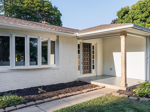 3rd image of 6174 Sunny Vale Dr