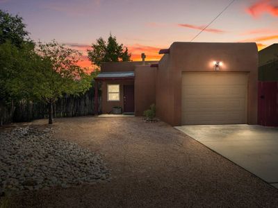 1141 Harrison Rd, Santa Fe, NM, 87507