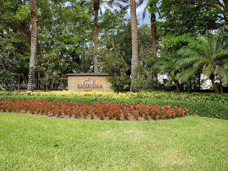 1530 Canary Island Dr — Photo 1