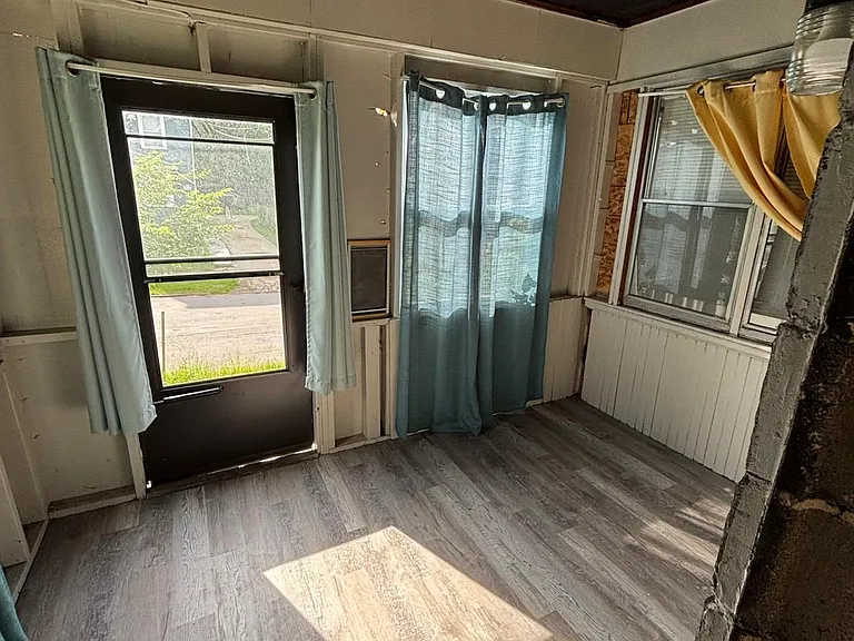 194 Ellison St #194 — Photo 6