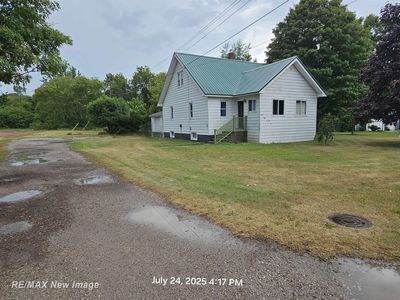 9871 Spruce St, Bay Port, MI, 48720