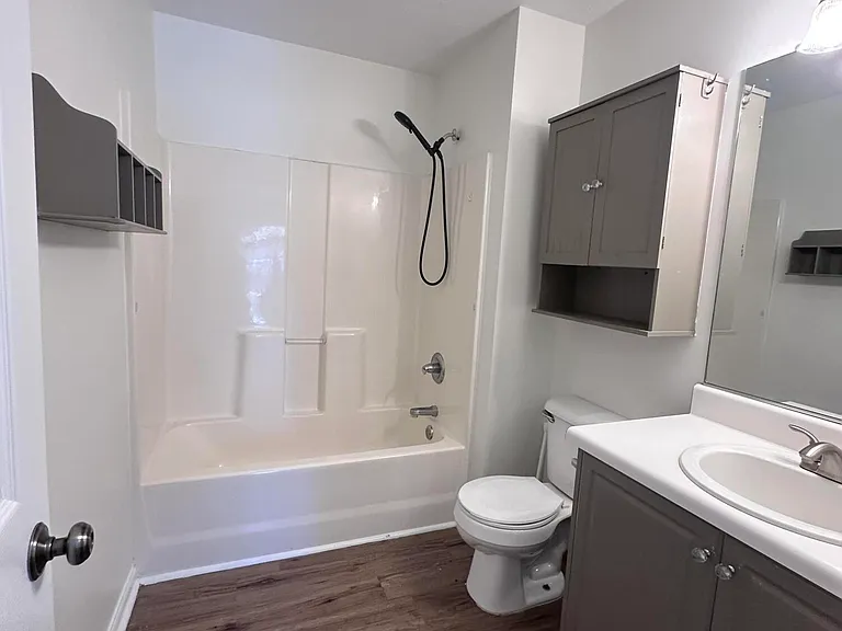 301 Hazelnut Dr — Photo 14