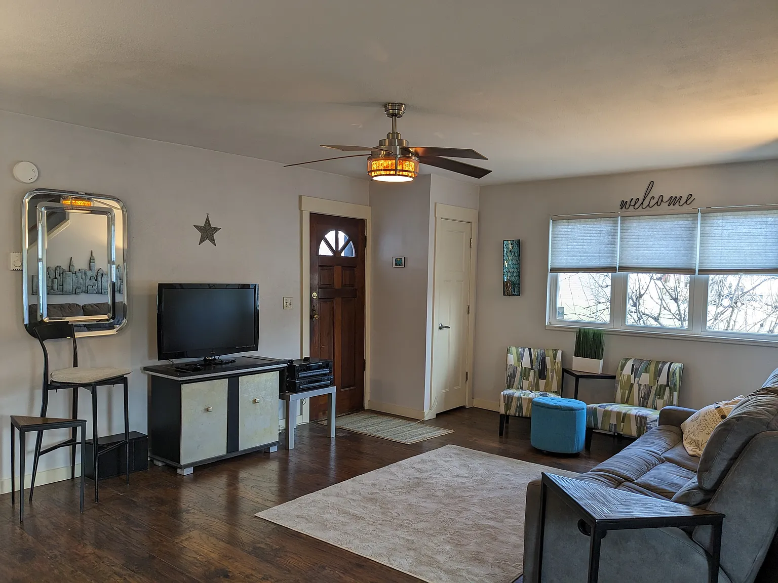 511 Gibbs St — Photo 3