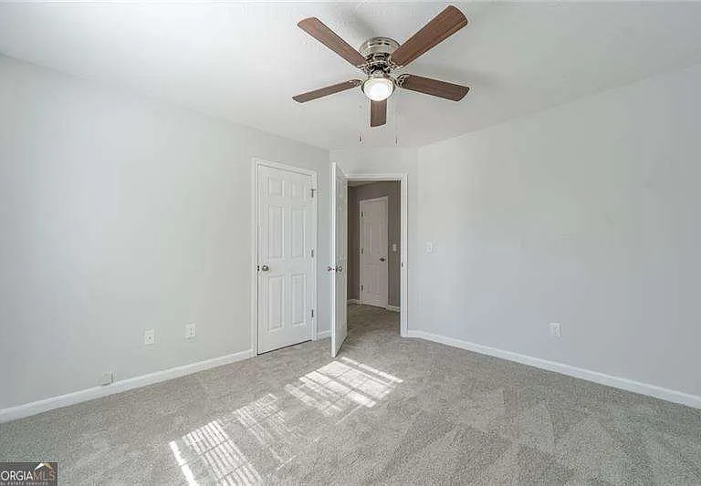 2716 Lake Park Rdg E — Photo 35