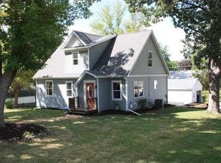 2423 South Ave E, Saint Paul, MN 55109