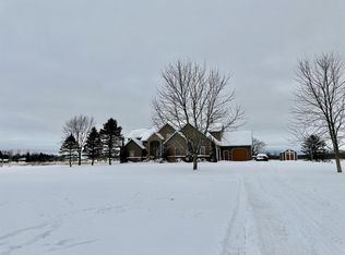 112019 Winterberry Cir, Marshfield, WI 54449