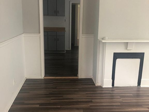 5th image of 136 Wallace Ave